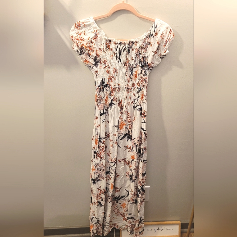 Kindred floral Maxi flowy Size Large (SOLD)